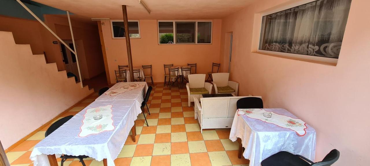 Pensiunea Aurora - Great Hostel Voineasa Esterno foto