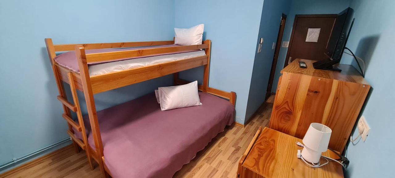 Pensiunea Aurora - Great Hostel Voineasa Esterno foto