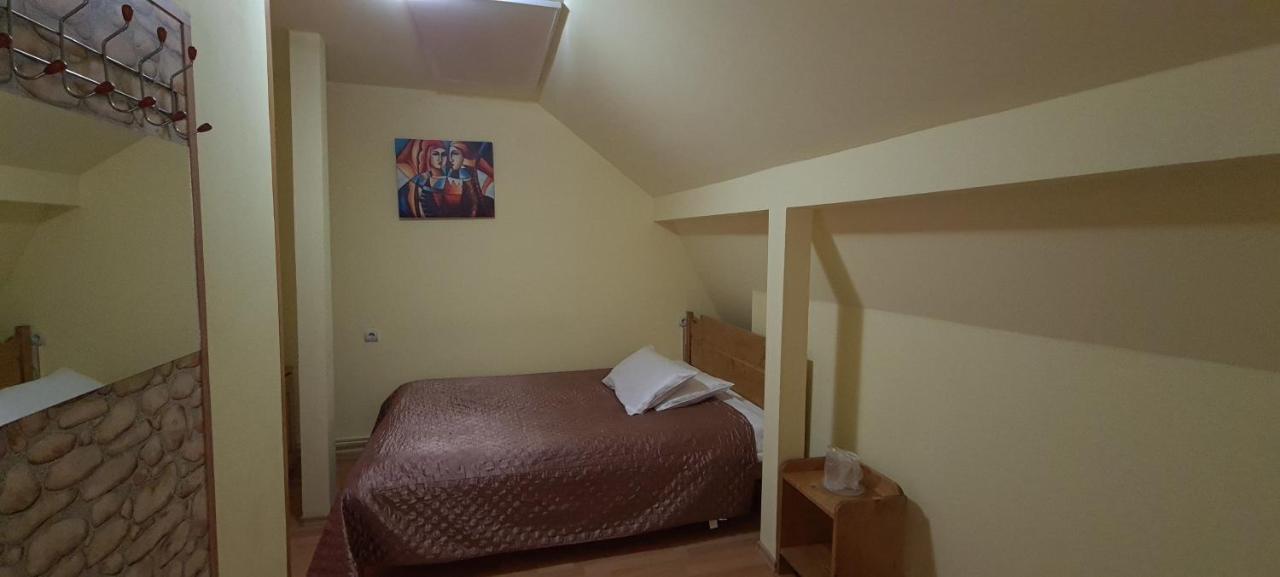 Pensiunea Aurora - Great Hostel Voineasa Esterno foto